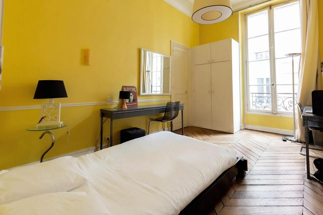 Veeve - Dandelion Pantheon Apartment Paris France